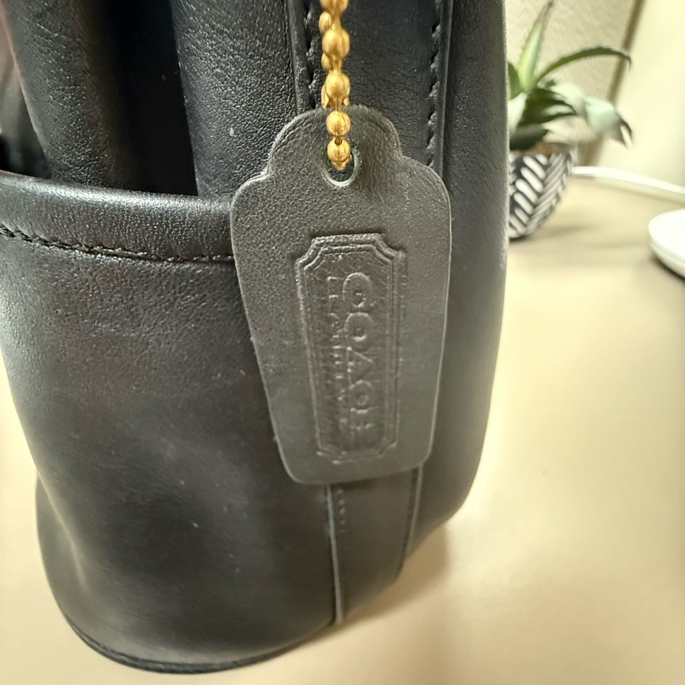 1990 vintage Coach Leather pocket Drawstring Bucket Bag 4020 Made in the USA - Picture 2 of 11